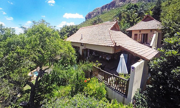 Hartbeespoort: 1 or 2-Night Stay for Two at Bali at Willinga Lodge